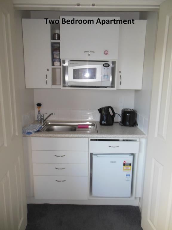 Silverdale Garden Stay Orewa Room photo