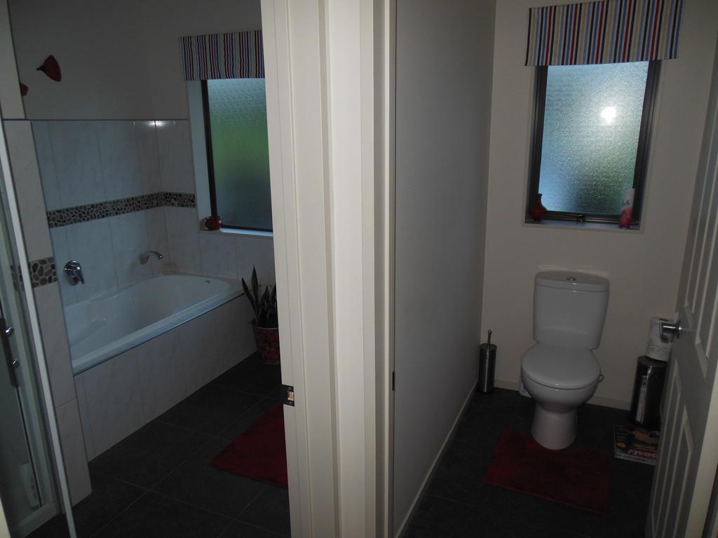 Silverdale Garden Stay Orewa Exterior photo